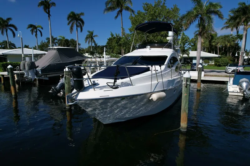 Slide: The Image of Azimut 42 2004 - 4336239