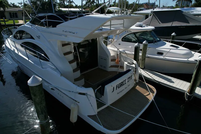 Slide: The Image of Azimut 42 2004 - 4336245