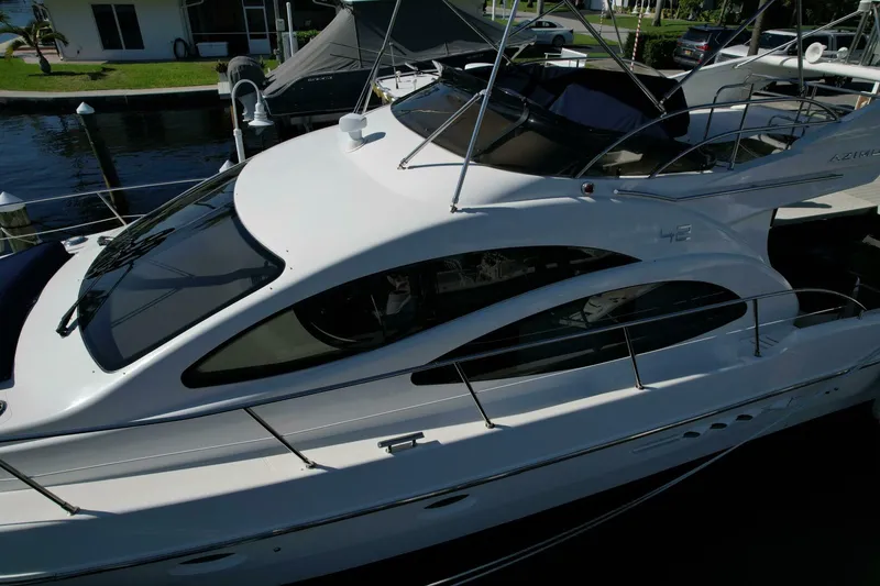 Slide: The Image of Azimut 42 2004 - 4336246