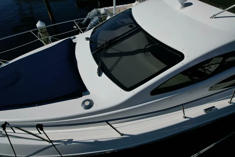 Slide: The Image of Azimut 42 2004 - 4336247