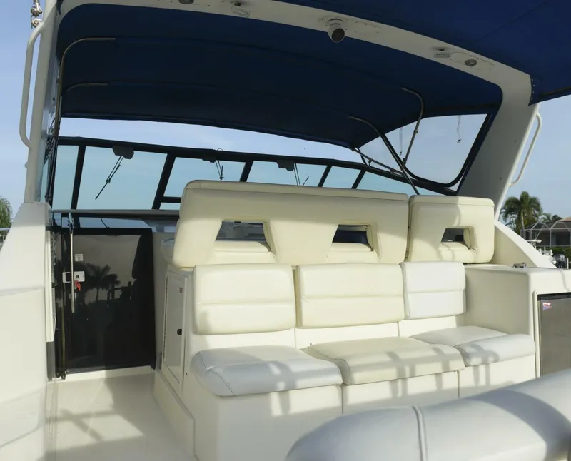 Slide: The Image of 40 Tiara 1995 400 EXP 'SPROUT' Cockpit Bow Seats - 4341013