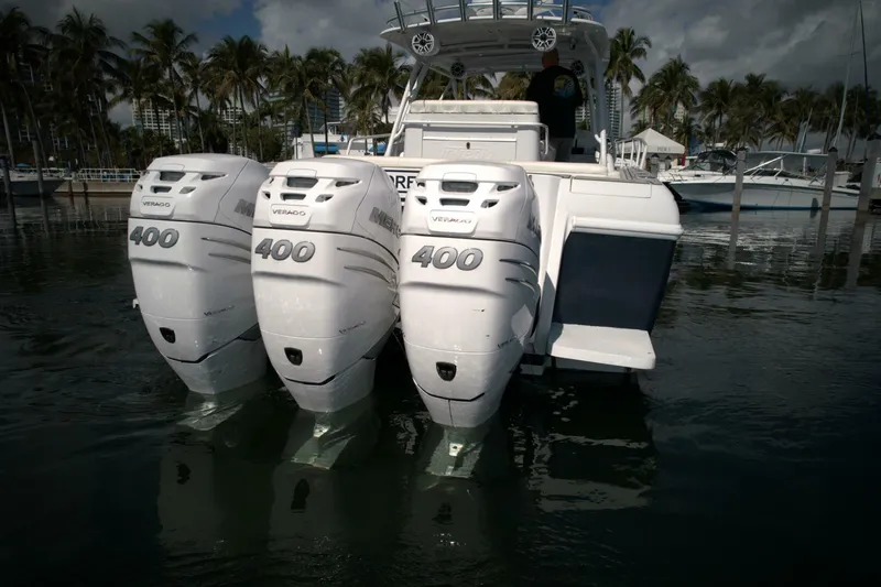 Slide: The Image of Intrepid 377 Walkaround Cuddy 2002 - 4338866