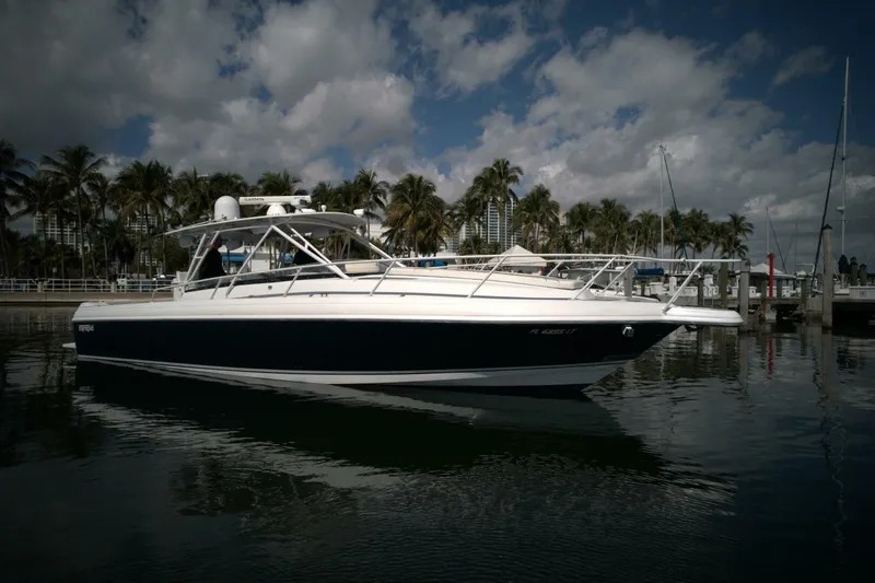 Slide: The Image of Intrepid 377 Walkaround Cuddy 2002 - 4338858