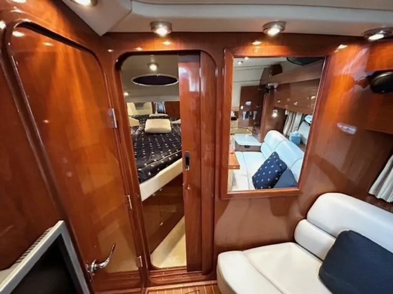 Slide: The Image of Regal 3560 Commodore 2005 - 4552262