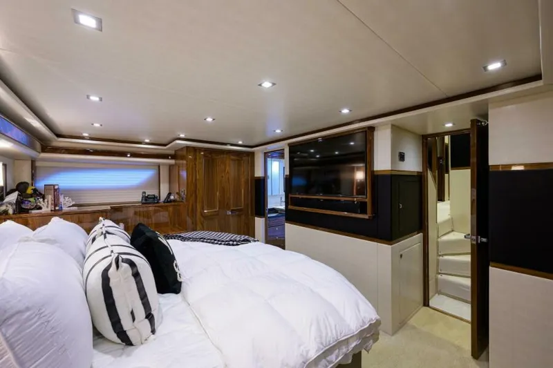 Slide: The Image of Master Stateroom - 4344316