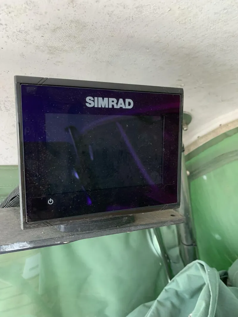 Slide: The Image of Litton Perry 41 1979 - 4345044