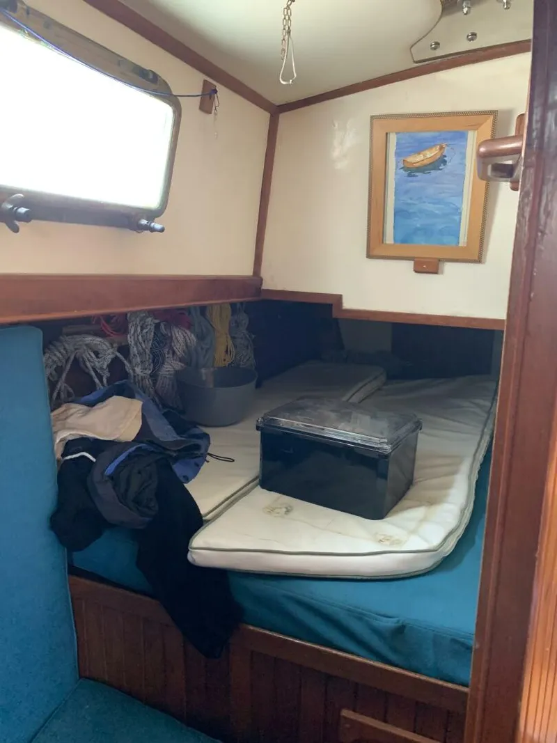 Slide: The Image of Litton Perry 41 1979 - 4345019