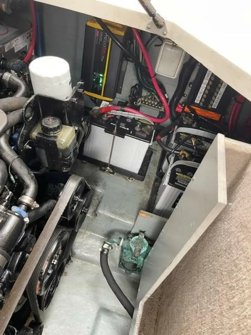 Slide: The Image of Sea Ray 280 Sundancer 2004 - 4344747