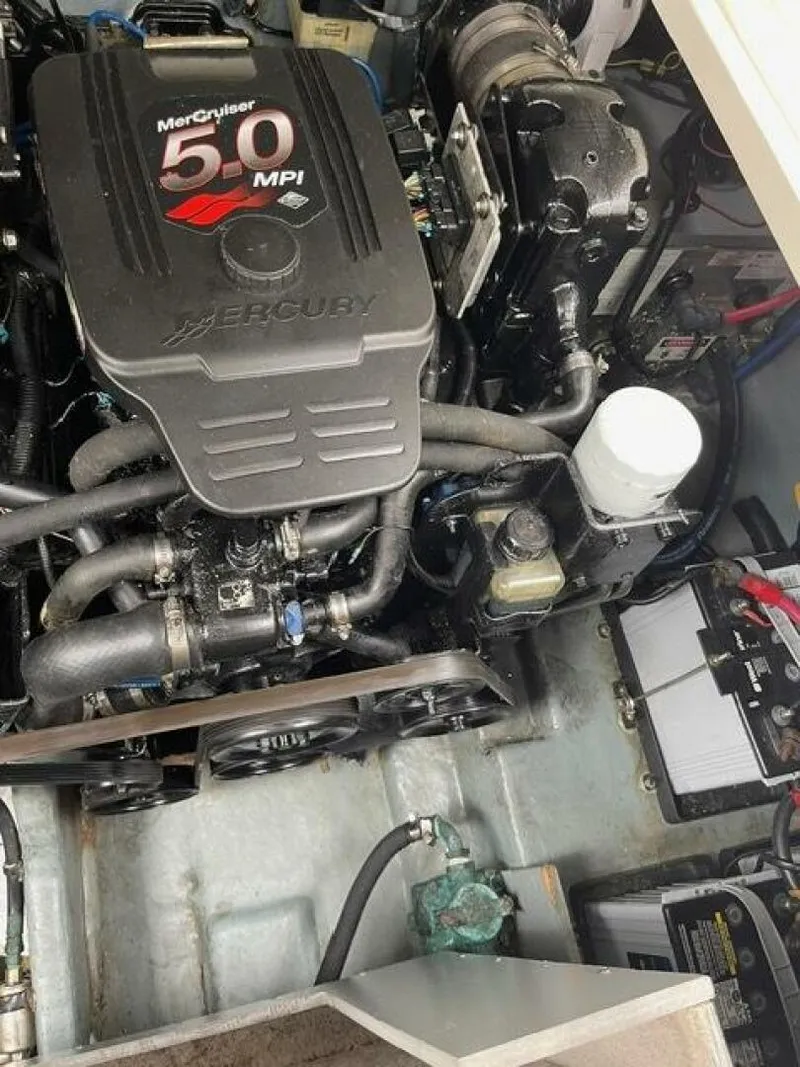 Slide: The Image of Sea Ray 280 Sundancer 2004 - 4344750