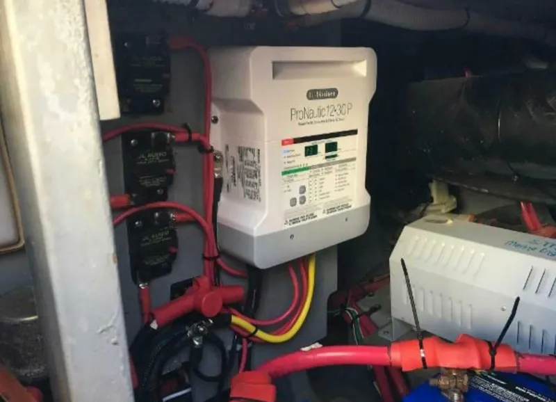 Slide: The Image of Sea Ray 400 Sedan Bridge 2001 - 4345255