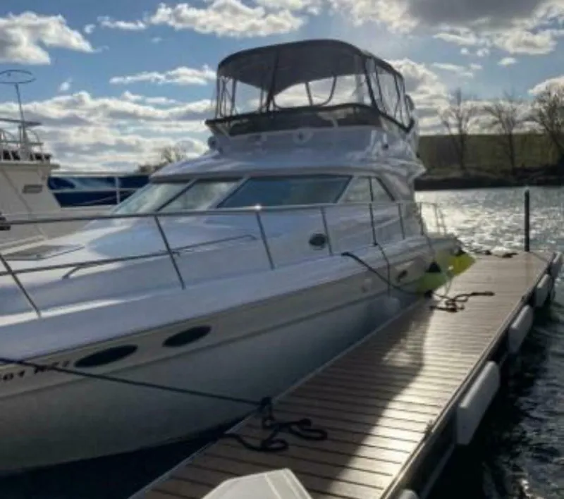 Slide: The Image of Sea Ray 400 Sedan Bridge 2001 - 4345241