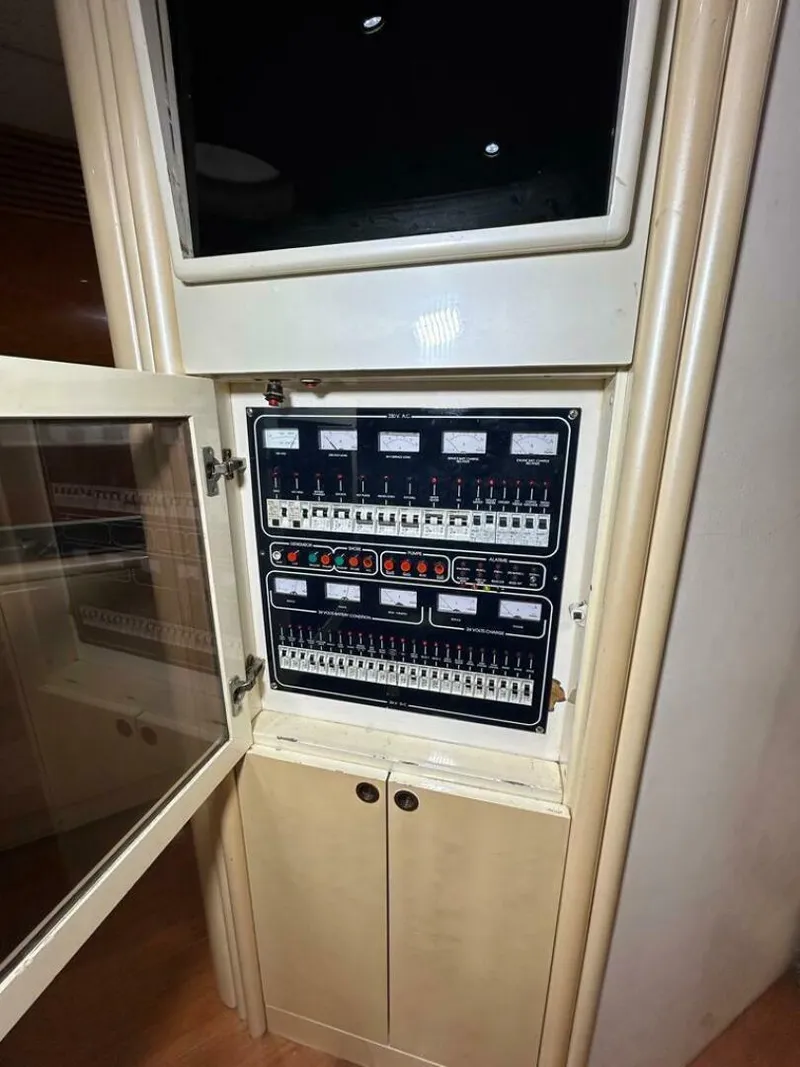 Slide: The Image of Pershing 54 1999 - 4345311