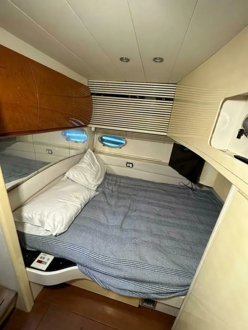 Slide: The Image of Pershing 54 1999 - 4345312