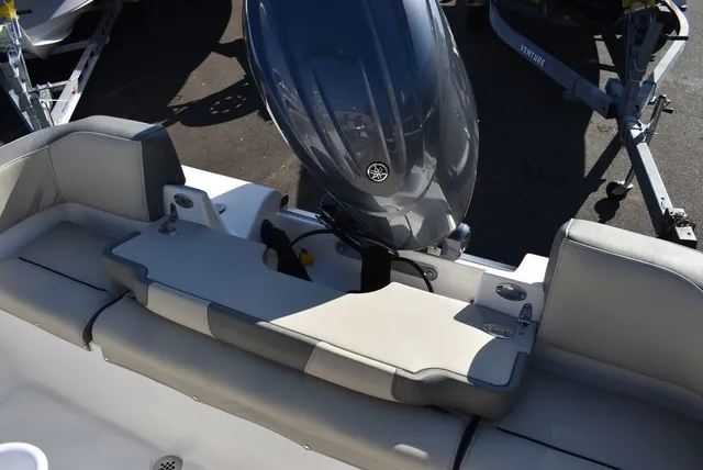 Slide: The Image of Key West Boats 203 FS 2025 - 29