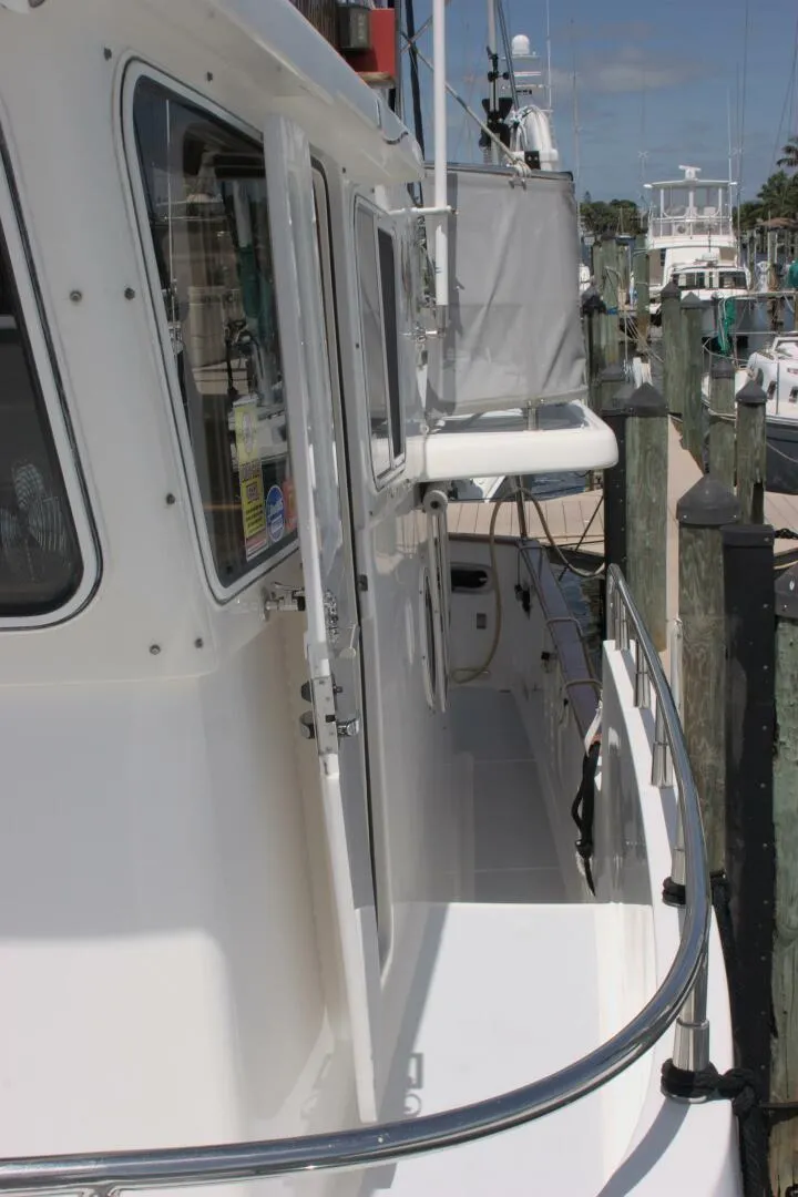 Slide: The Image of Selene Ocean Trawler 2001 - 4355999
