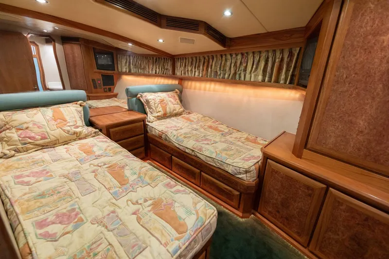 Slide: The Image of 1998 Miller Marine 60' Convertible CAT'N'AROUND-Master SR - 4351070