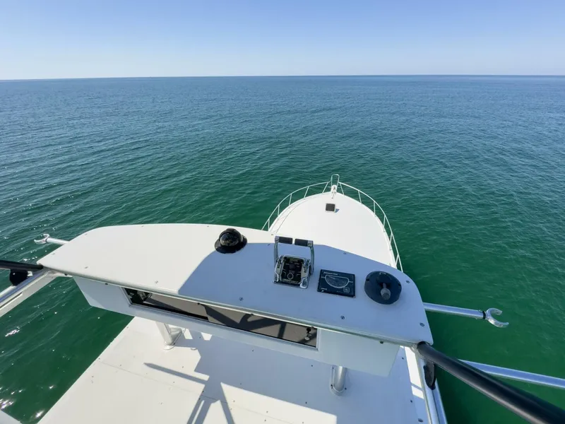 Slide: The Image of 1998 Miller Marine 60' Convertible CAT'N'AROUND-Tower 2 - 4351092