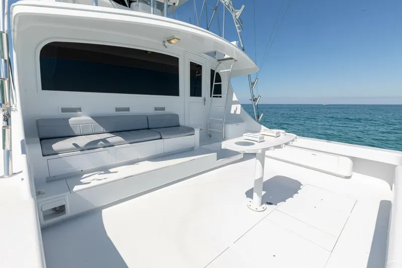 Slide: The Image of 1998 Miller Marine 60' Convertible CAT'N'AROUND-Cockpit 6 - 4351097