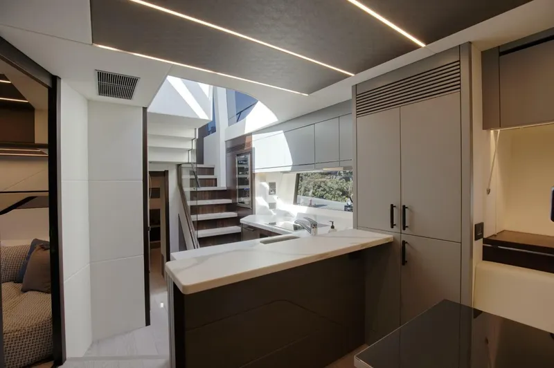 Slide: The Image of Sunseeker Sport Yacht 2023 - 4351313