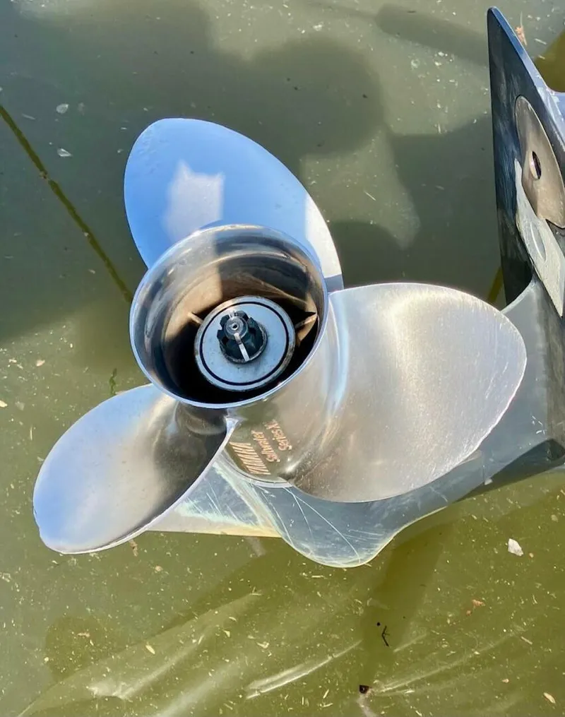 Slide: The Image of Grady-White 258 Journey 2009 - 4353256