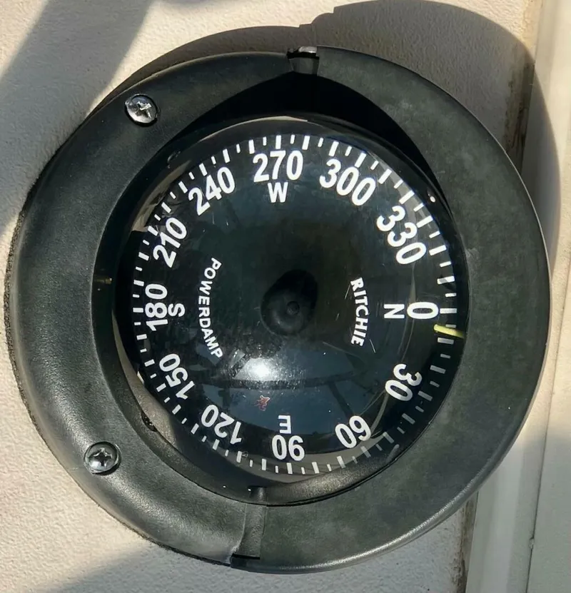 Slide: The Image of Grady-White 258 Journey 2009 - 4353240