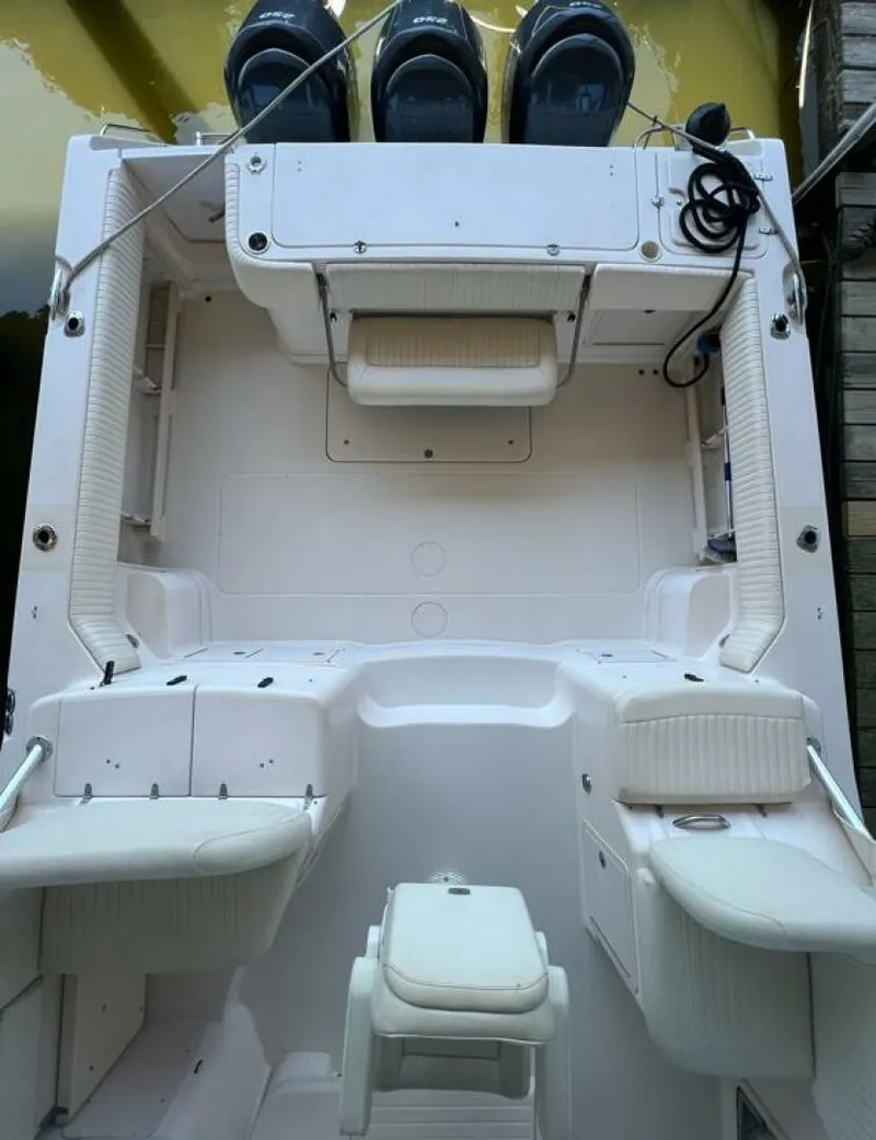 Slide: The Image of Grady-White Express 360 2006 - 4357784