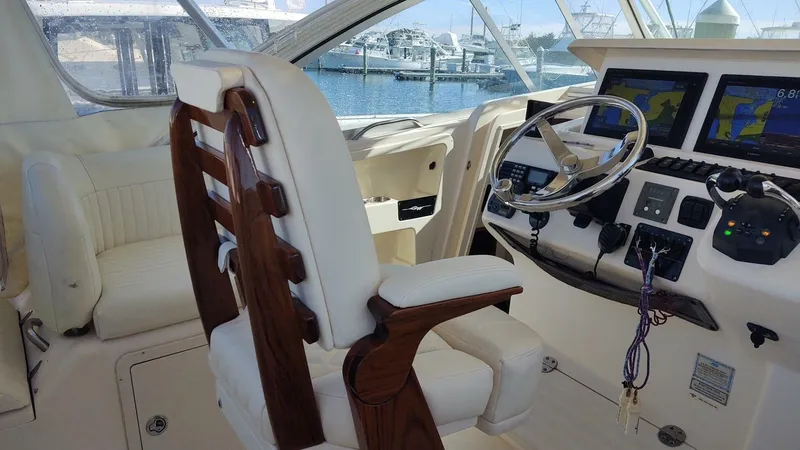 Slide: The Image of Grady-White Express 360 2006 - 4357785