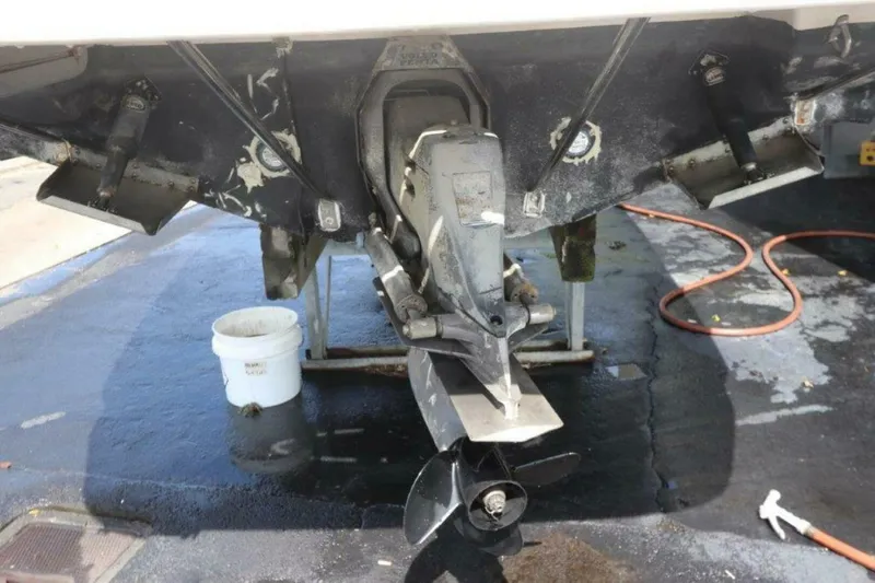 Slide: The Image of Stingray 240 CS 2006 - 4357835