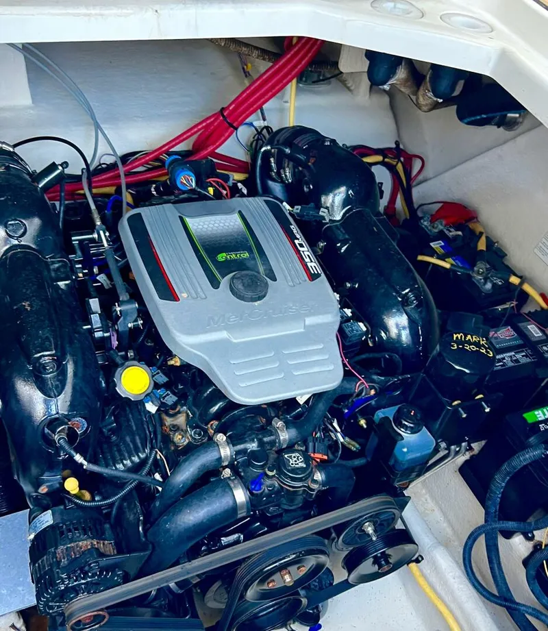 Slide: The Image of Bayliner 335 2012 - 4357998