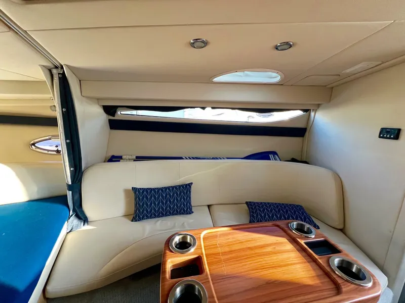 Slide: The Image of Bayliner 335 2012 - 4358013