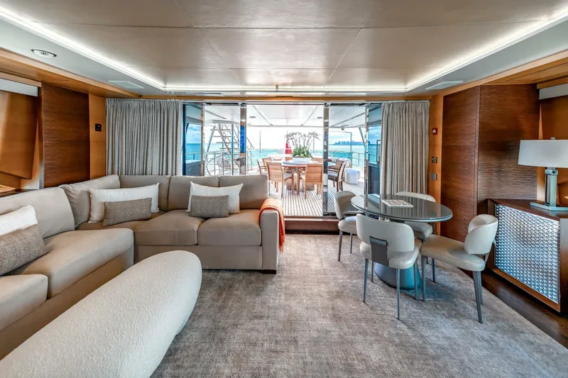 Slide: The Image of Sky Lounge - 4725494