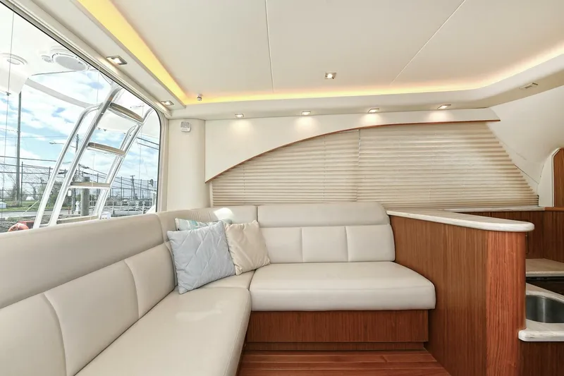 Slide: The Image of Tiara 39 Convertible 2017 - 4360218