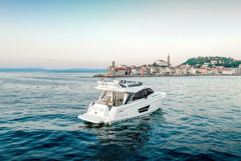 Slide: The Image of Greenline 45 Fly Hybrid 2024 - 4465697