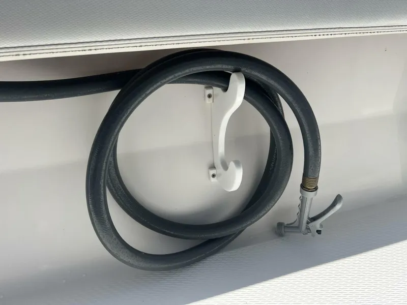 Slide: The Image of Blue Wave 2800 Pure Hybrid 2019 - 4364072