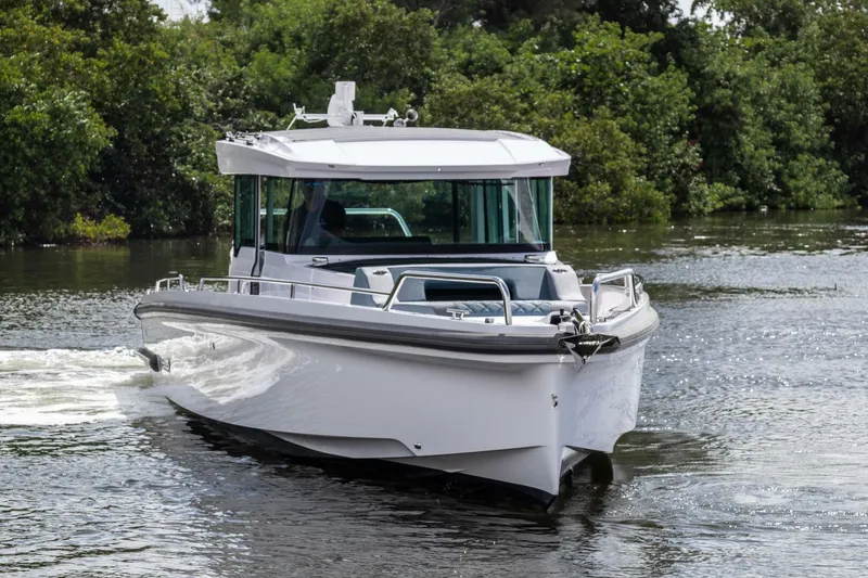 Slide: The Image of Axopar 37XC CROSS CABIN 2024 - 5413558