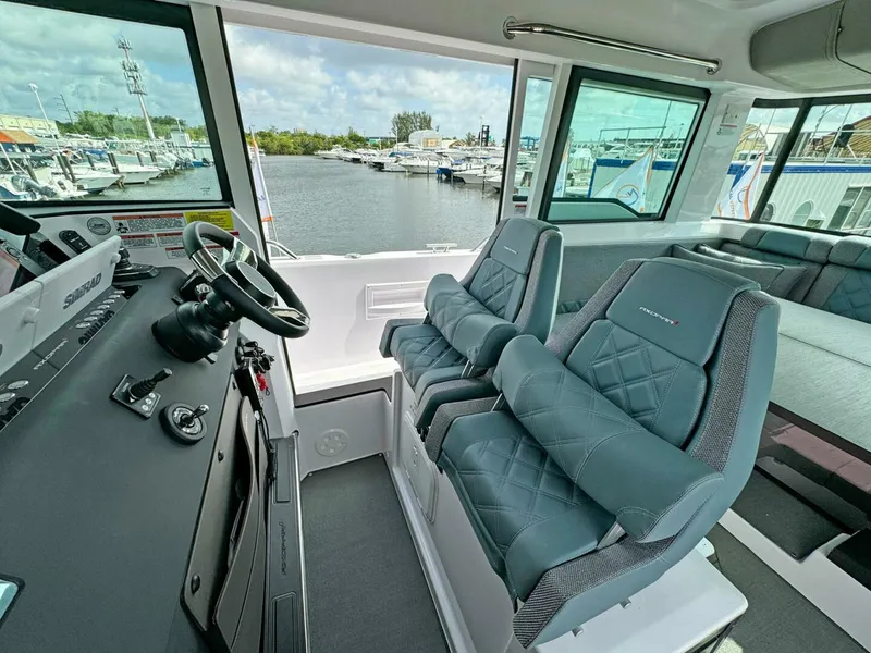 Slide: The Image of Axopar 37XC CROSS CABIN 2024 - 5381864