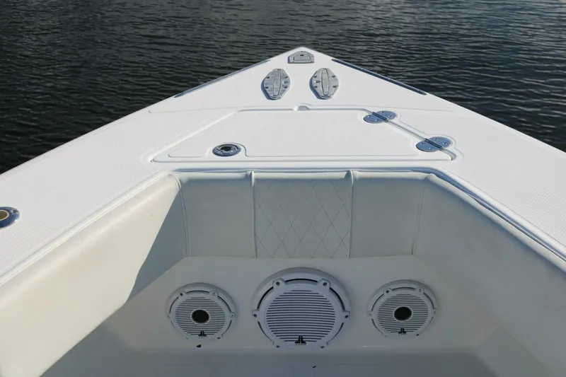 Slide: The Image of Venture 39 - Logan's Adventure - Bow 2008 Venture 39 CC Logan's Adventure - 7654056
