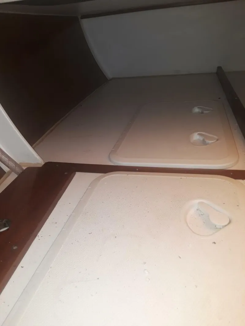 Slide: The Image of Custom Luux 6.30 2005 - 4395400