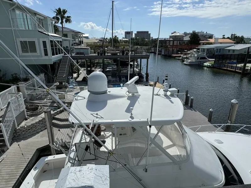 Slide: The Image of 2006 45 Viking Convertible Equipment - 4380596