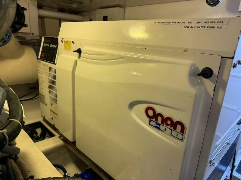 Slide: The Image of 2006 45 Viking Convertible Engine Room - 4381250