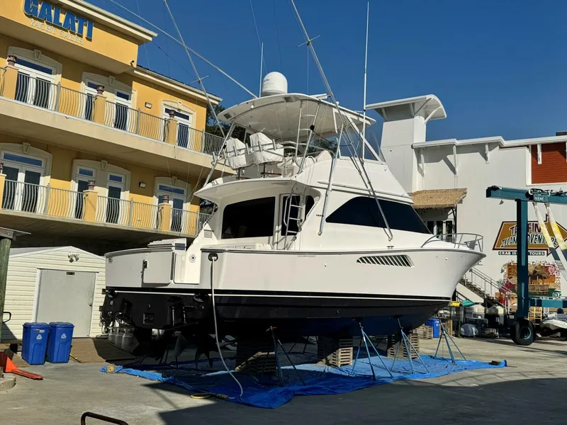 Slide: The Image of 2006 45 Viking Convertible- Fresh Bottom Job - 5901009