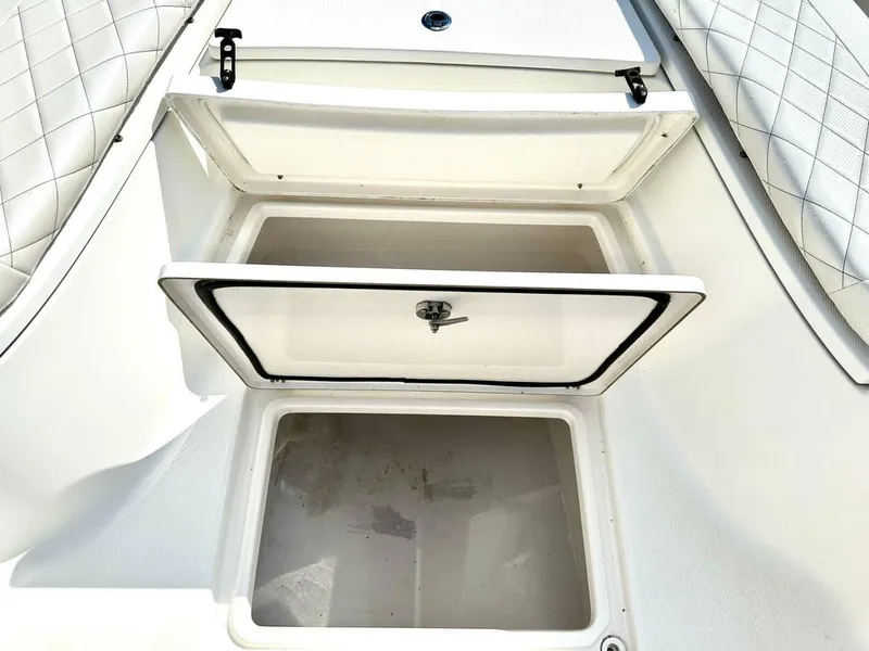 Slide: The Image of Blue Wave 2800 Pure Hybrid 2020 - 4368525