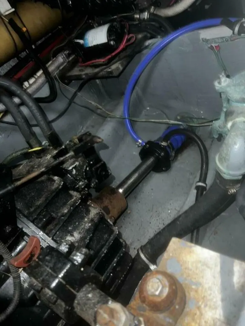 Slide: The Image of WARTHOG_Dripless Stuffing Box - 4372557