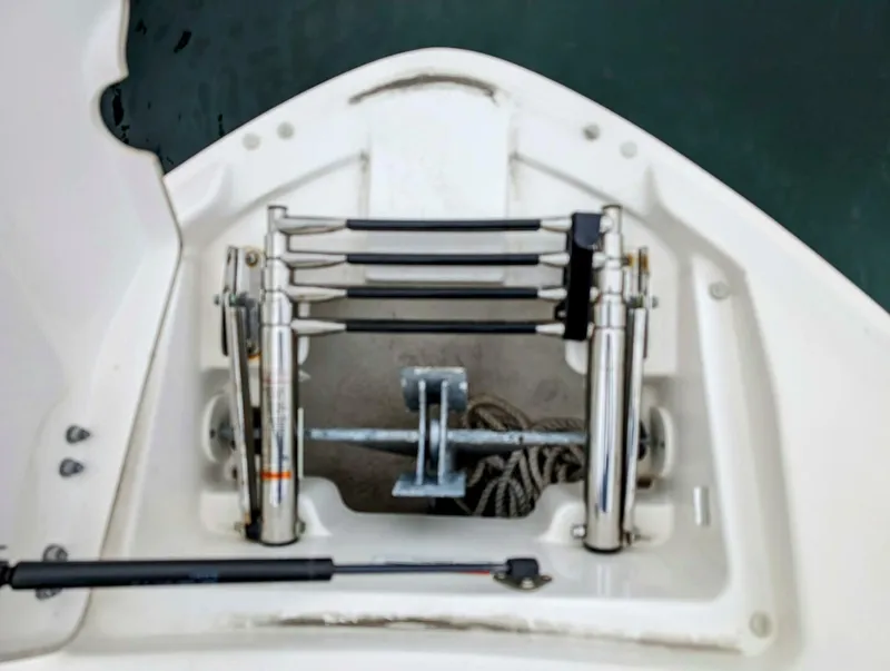 Slide: The Image of ladder and anchor - 4389740