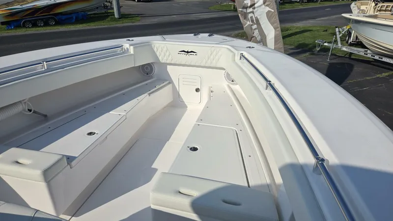 Slide: The Image of Invincible 39 Open Fisherman 2026 - 4859172