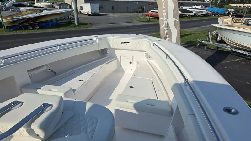 Slide: The Image of Invincible 39 Open Fisherman 2026 - 4859173