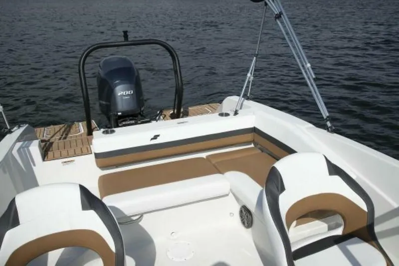 Slide: The Image of Starcraft SVX 211 OB 2025 - 4372713