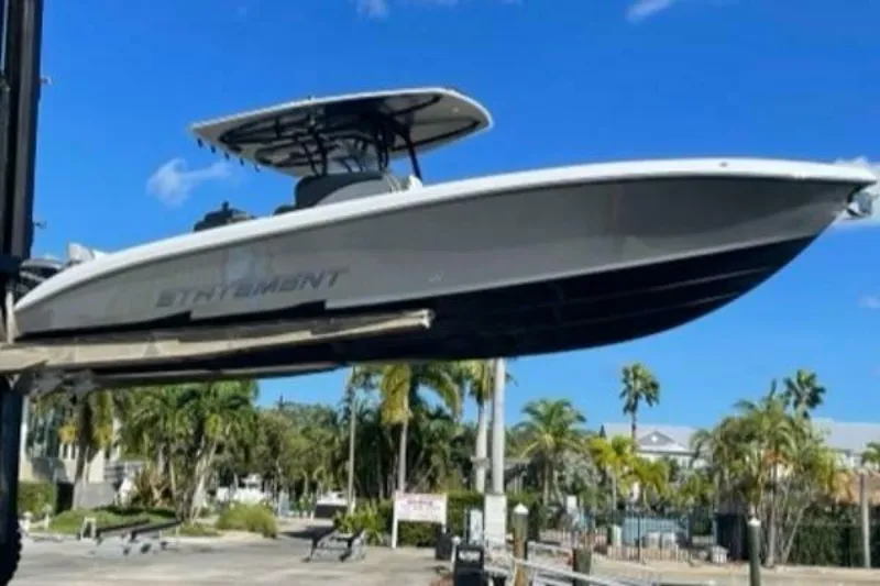 Slide: The Image of Statement 350 Open 2019 - 4377671