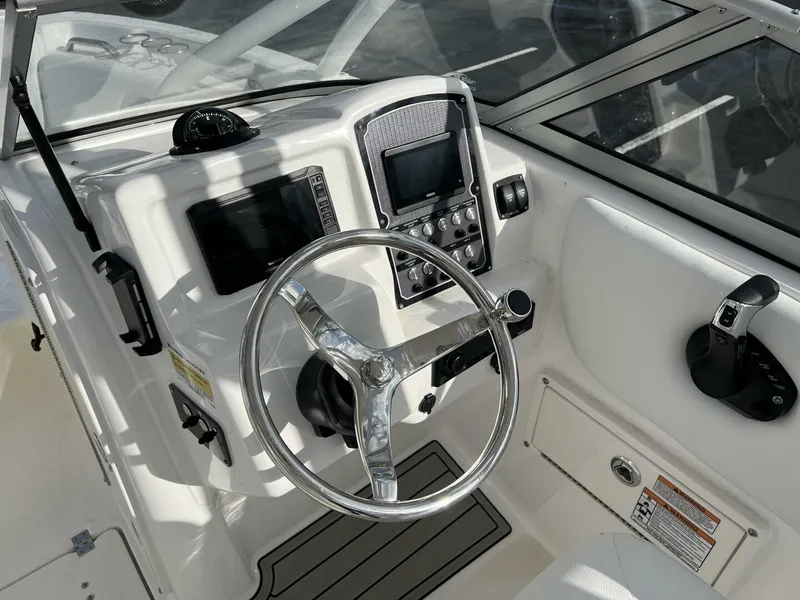 Slide: The Image of 2024 Sea Fox 228 Traveler Helm - 4373575