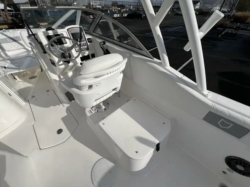Slide: The Image of 2024 Sea Fox 228 Traveler Helm Deck - 4373581